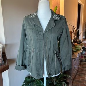 Dolled up Army green utility jacket szS NWT